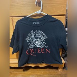 Queen cropped black t-shirt size medium